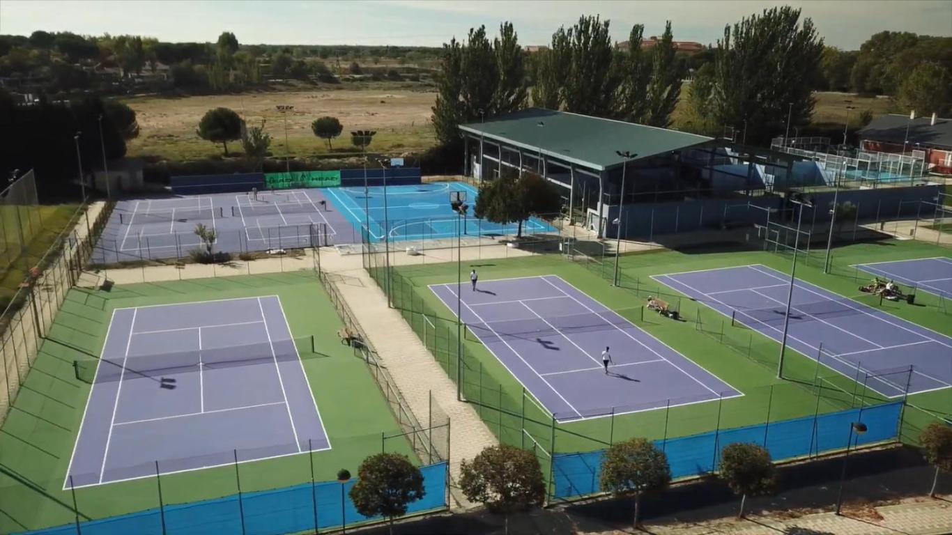 Hotel Lasa Sport Вальядолід Екстер'єр фото