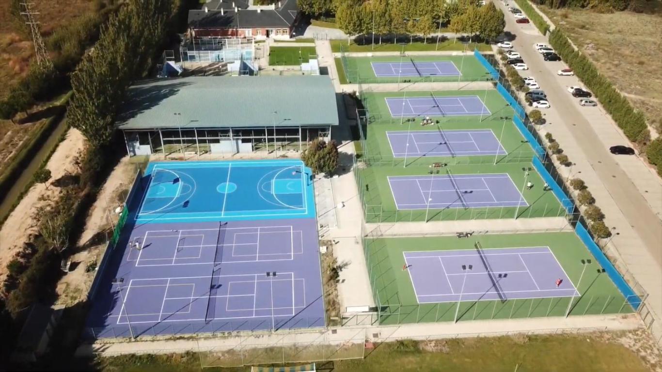 Hotel Lasa Sport Вальядолід Екстер'єр фото